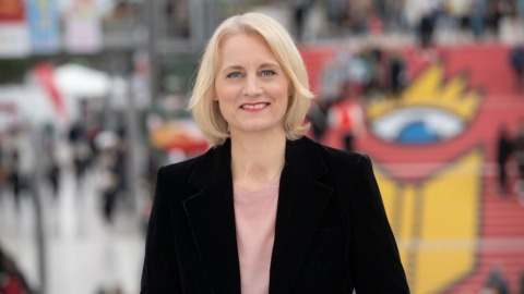 Portraitfotografie der Buchmessedirektorin Astrid Böhmisch auf der Leipziger Buchmesse 2024